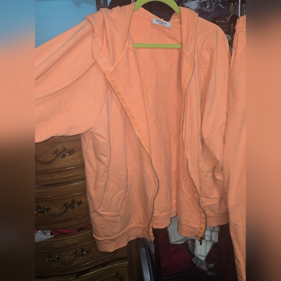 Zenana 2x Bright Orange Jogger Set - Picture 4 of 8